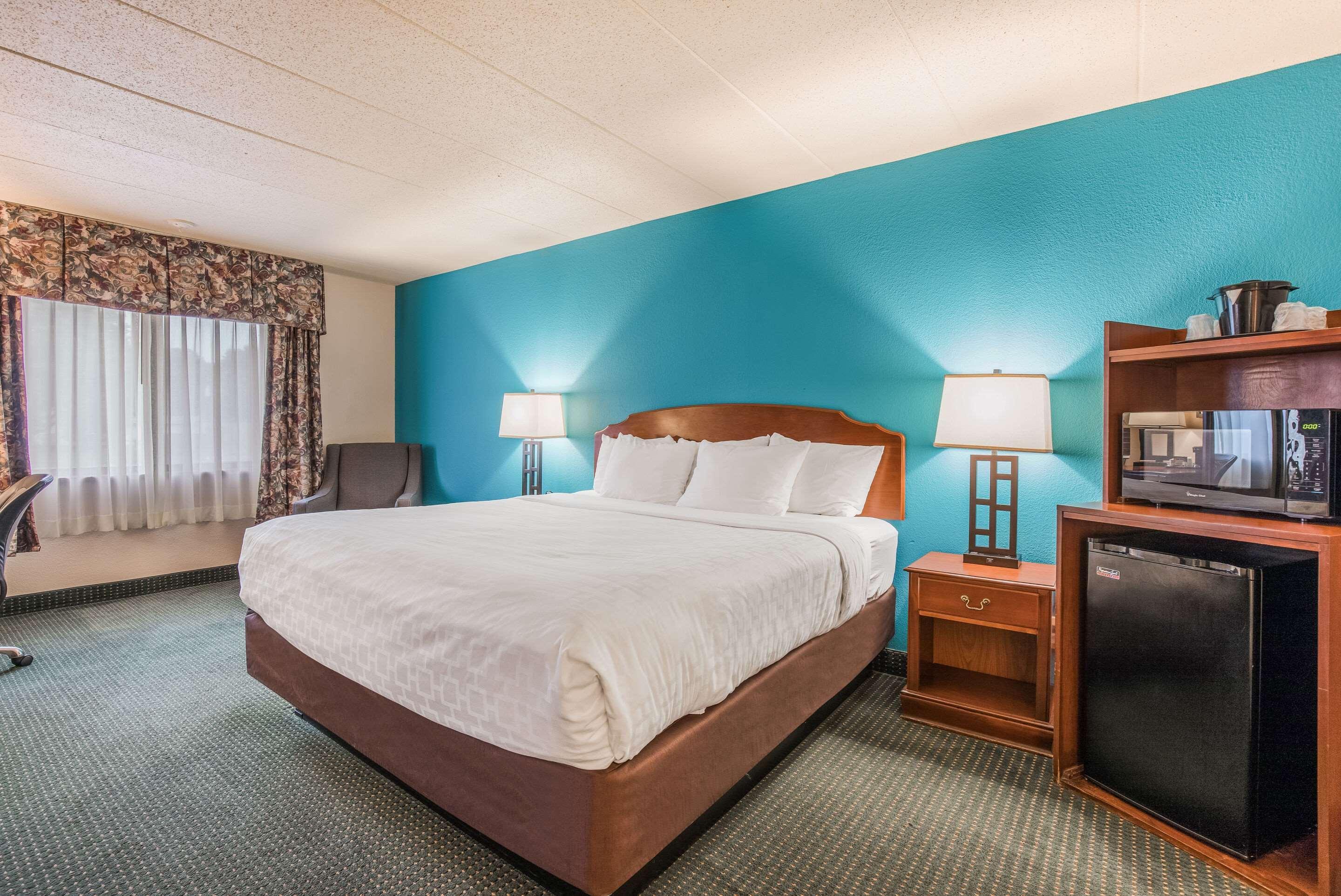 แคลเรียน โฮเต็ล แอนด์ คอนเฟอเรนซ์ เซ็นเตอร์ Hotel บาราบู ภายนอก รูปภาพ