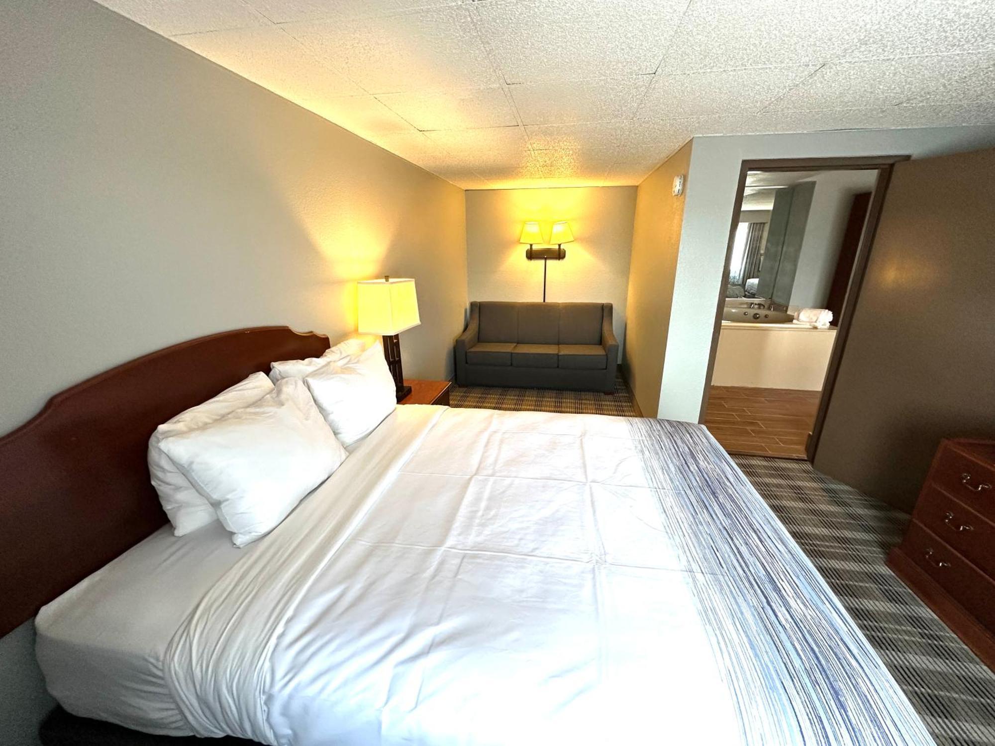 แคลเรียน โฮเต็ล แอนด์ คอนเฟอเรนซ์ เซ็นเตอร์ Hotel บาราบู ภายนอก รูปภาพ