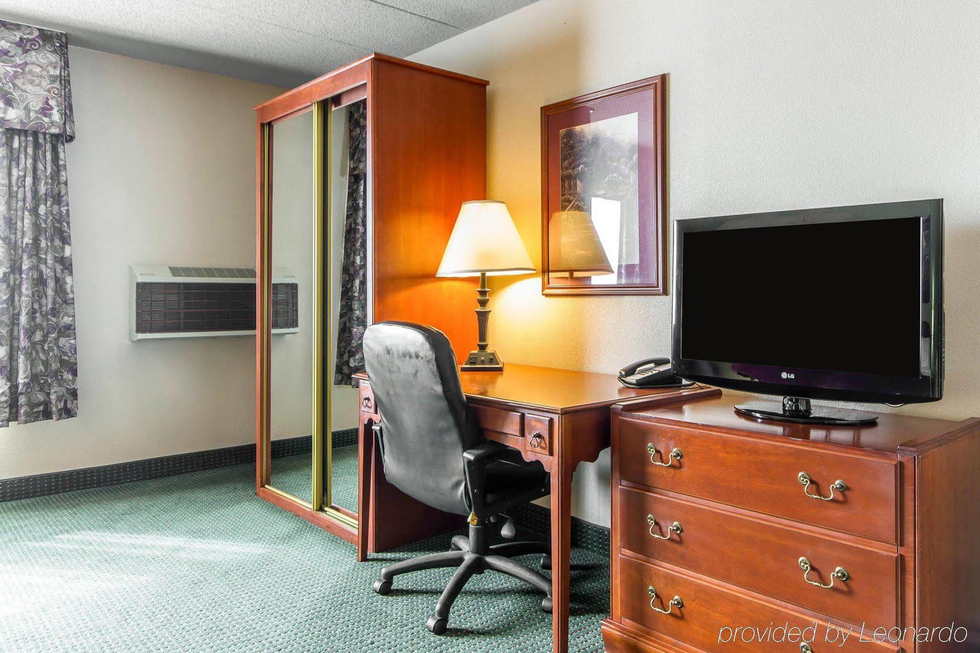 แคลเรียน โฮเต็ล แอนด์ คอนเฟอเรนซ์ เซ็นเตอร์ Hotel บาราบู ภายนอก รูปภาพ